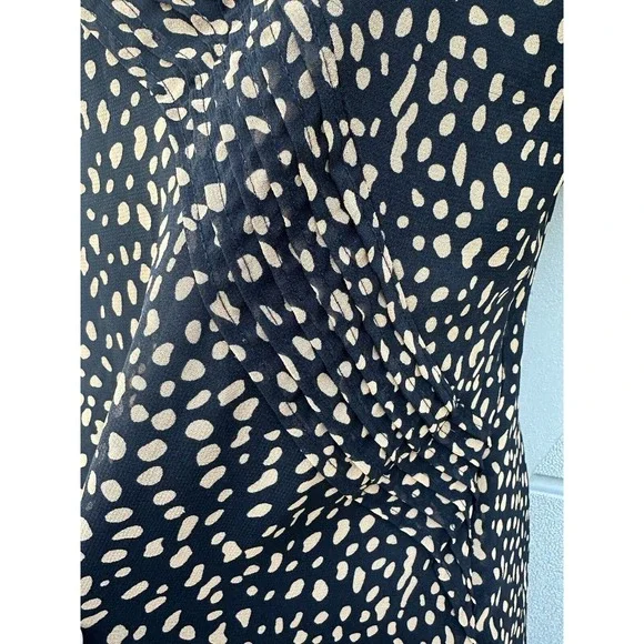 Urban Outfitters Rosalee V-Neck Flutter Sleeves A-line Mini Dress Black Sz M - Picture 11 of 16